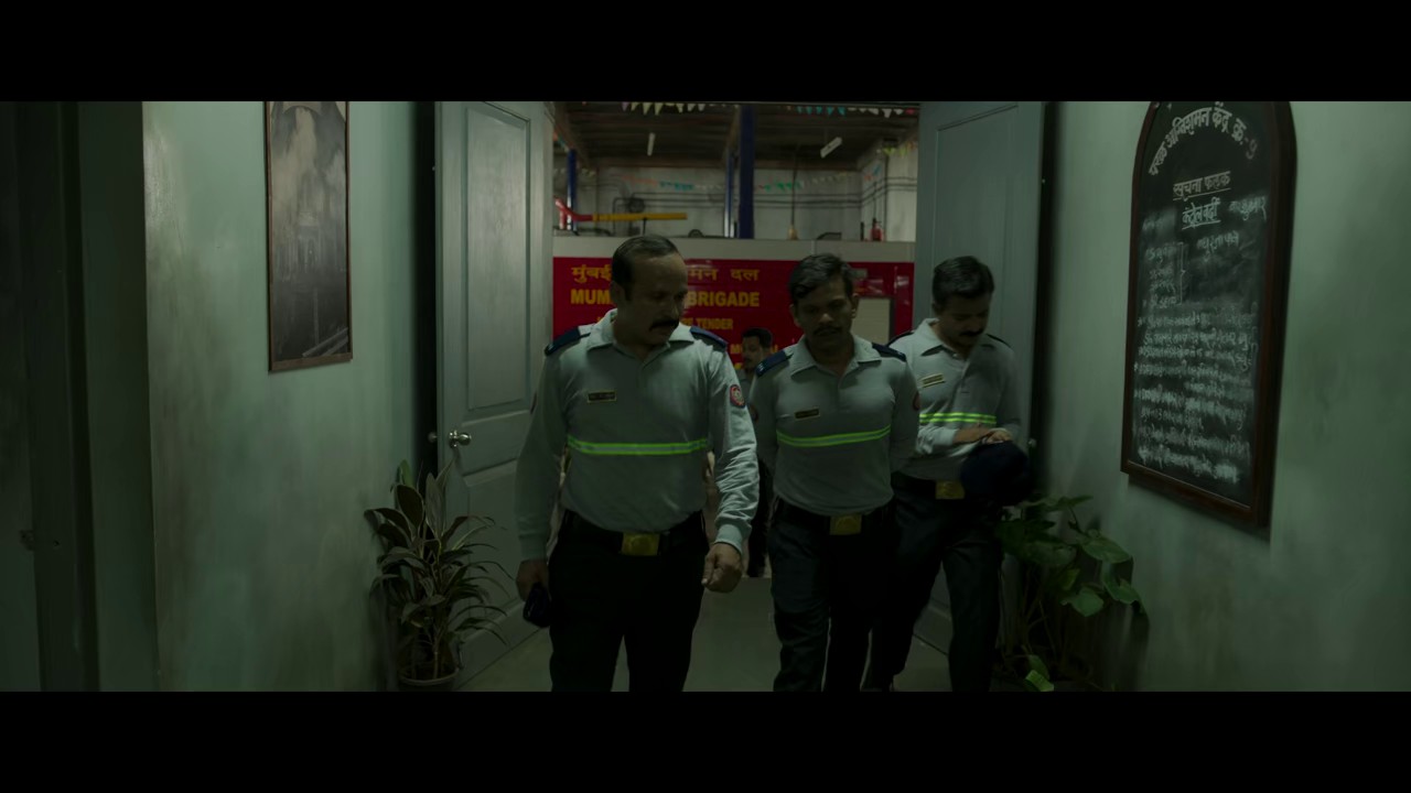 Agni (2024) AMZN WEB-DL Hindi 720p HEVC DDP 5.1 ESub.mkv.0000